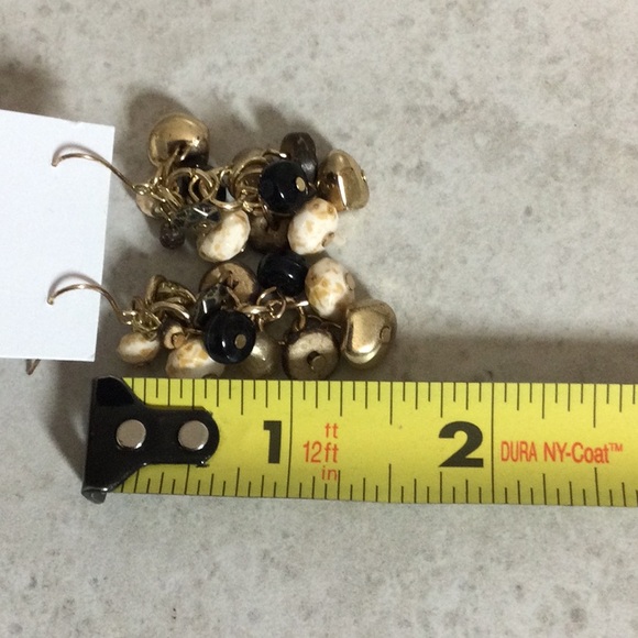 Cream and brown beaded gold drop earrings - Picture 8 of 8